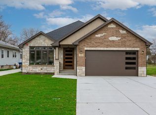 11211 S Leclaire Ave, Alsip, IL 60803