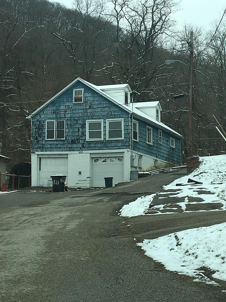 66 1/2 E 9th St, Mcmechen, WV 26040 Zillow