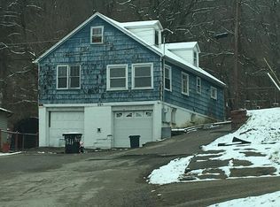 66 1/2 E 9th St, McMechen, WV 26040
