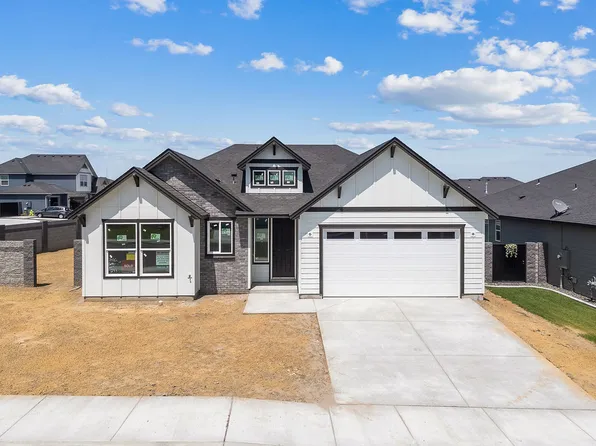7972 Fortress St, West Richland, WA 99353