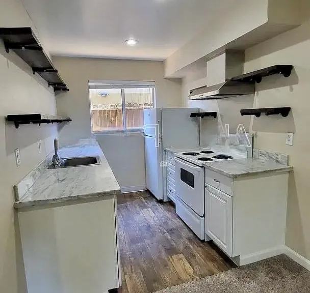 3738 4th Ave #9 — Photo 5