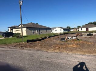 820 Lystra Ave, Fort Myers, FL 33913