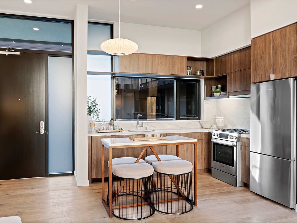 1st image of 588 Webster St #207