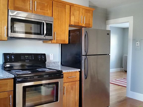 New Kitchen cabinets and countertops