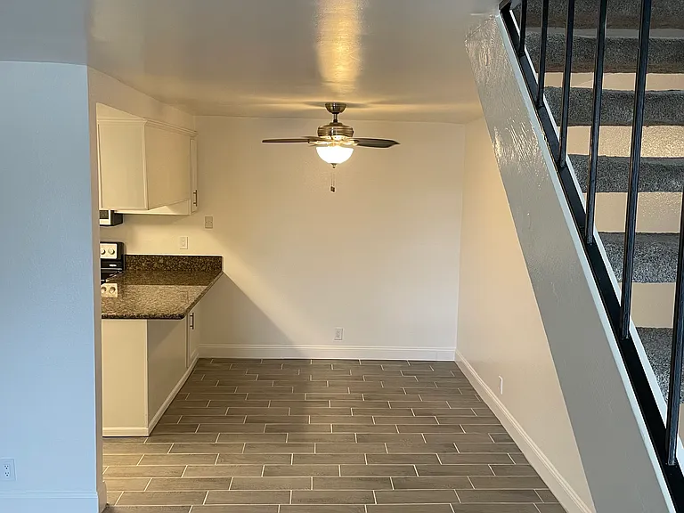 2164 Oceanside Blvd — Photo 5
