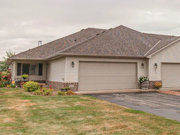 610 Graceview Dr, Saint Joseph, MN 56374