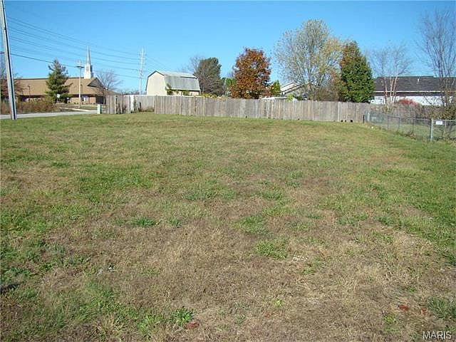 2nd image of 1101 Nina Dr