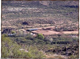 22310 S Date Creek Rd, Congress, AZ 85332