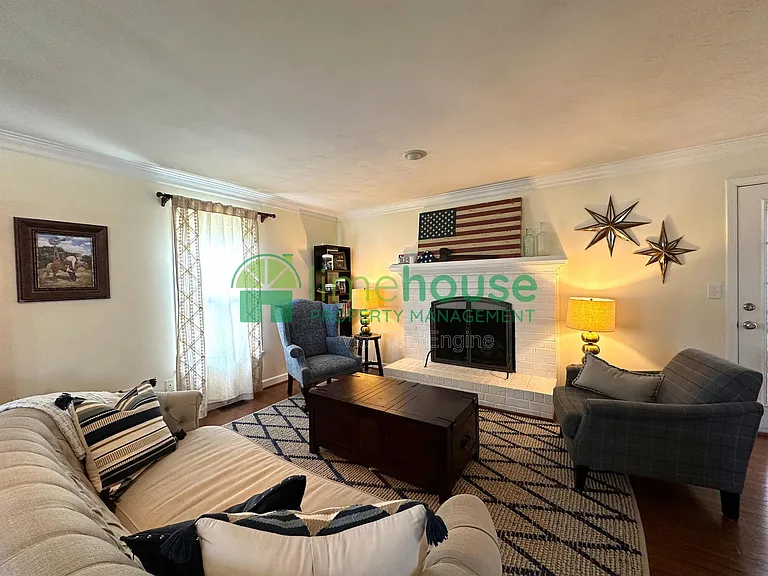 1149 Birks Ln — Photo 4