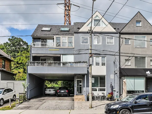 400 Summerhill Ave Floor 3, Toronto, ON M4W 2E4