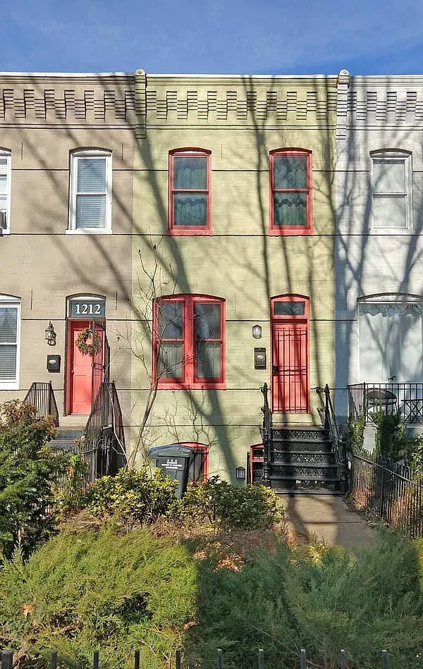 1214 Maryland Ave NE photo 1