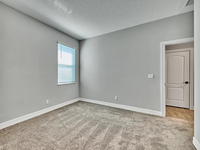 1810 Celebration Dr — Photo 40