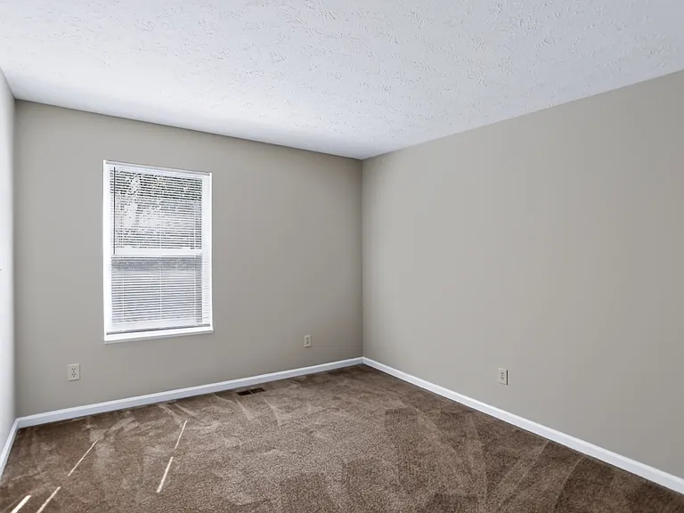 5439 Lake Boggs St — Photo 38