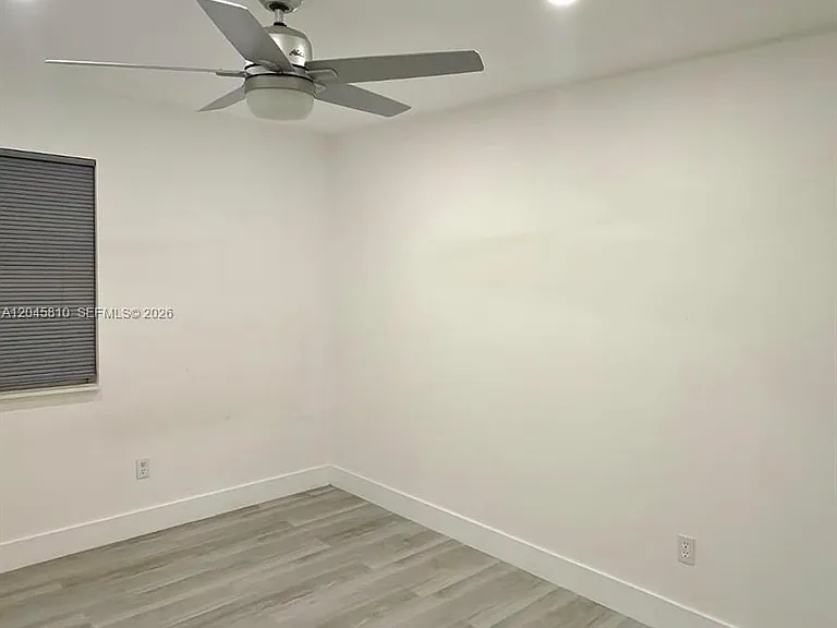 1430 SW 85th Ter — Photo 10