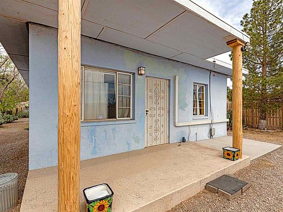 3rd image of 105 Gallegos Ln