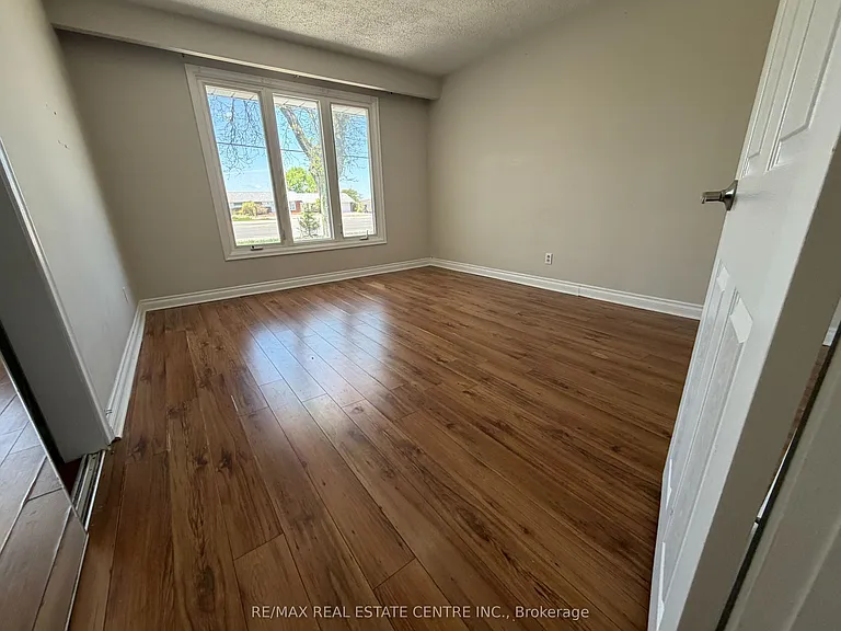 11580 Britannia Rd — Photo 11