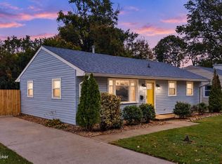 242 Flamingo Dr, Louisville, KY 40218