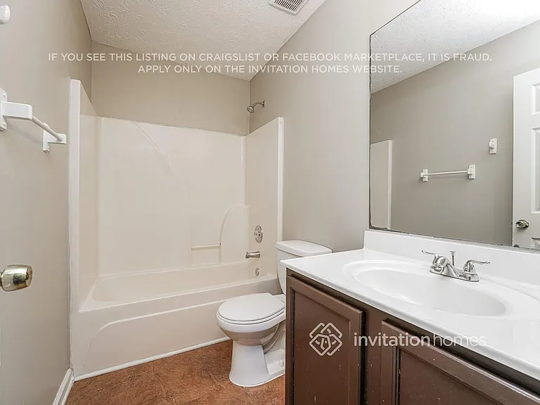 1346 Haynes Trace Ct — Photo 15