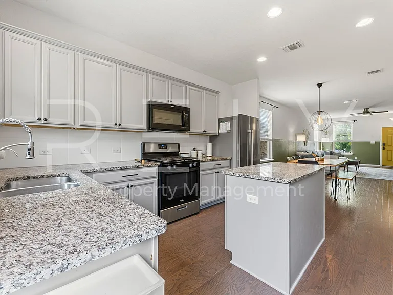 1600 Cliffbrake Way — Photo 11