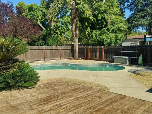445 Coleman Court, Modesto, CA 95354