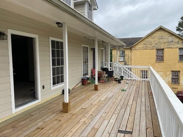 3434 Southmore Blvd, Houston, TX 77004