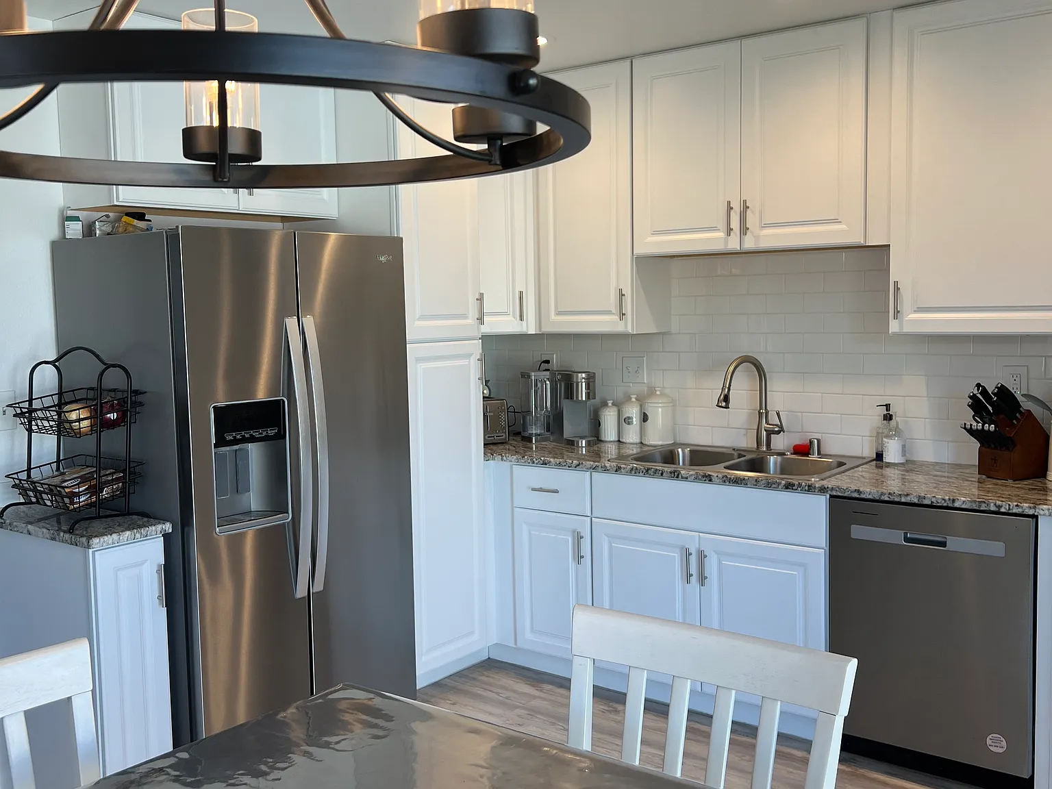 3 bed, 1176 sqft, $2,800 — Photo 2