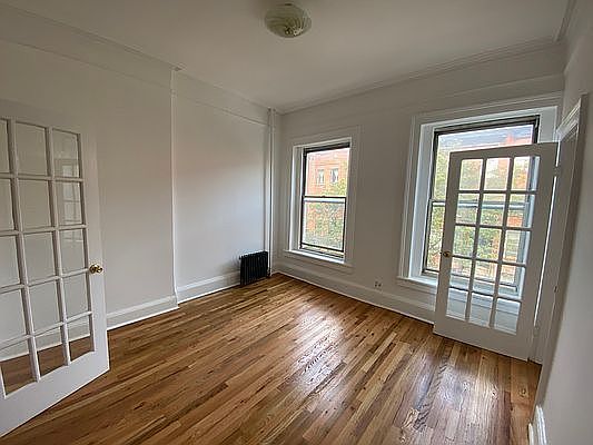 2nd image of 114 President St #2A