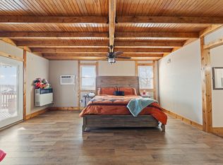 2204 Daniels Dr, Joshua, TX 76058