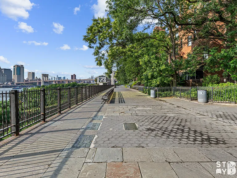 8 Clark St #3B — Photo 14