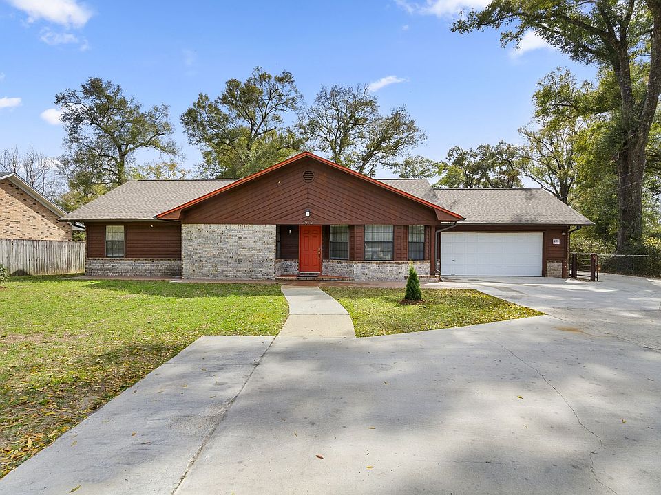1st image of 2913 Longleaf Dr