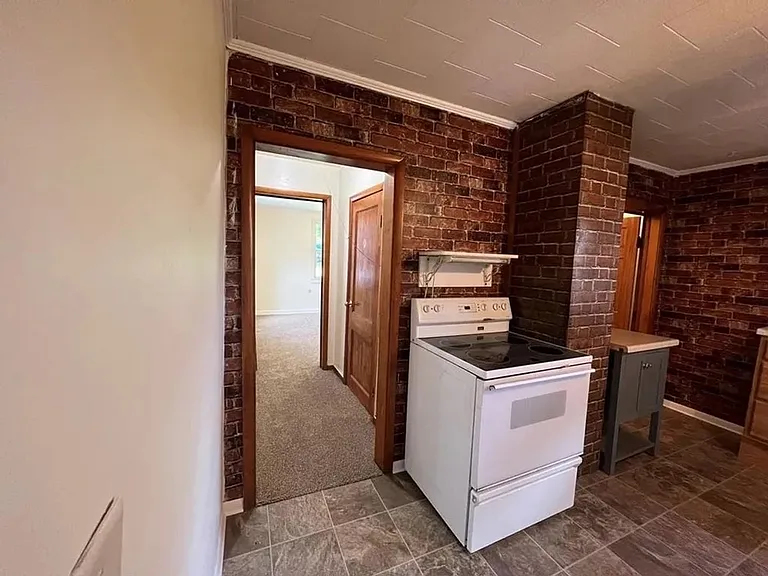 808 Grand Ave — Photo 8