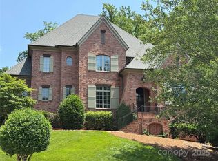 817 Arborfield Dr, Matthews, NC 28105