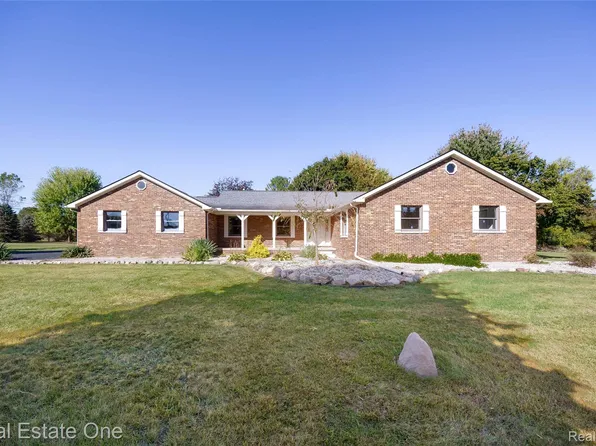 3648 W North Territorial Rd, Whitmore Lake, MI 48189