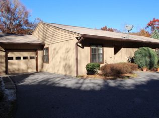 13 Woodside Villas Dr #A, Franklin, NC 28734