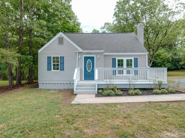 528 W Whitley St, Norwood, NC 28128