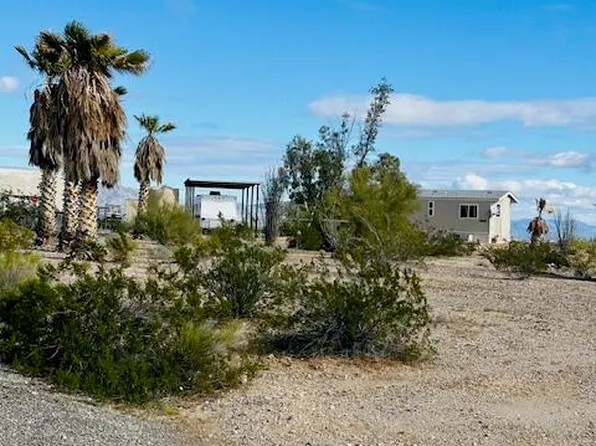 39251 Dobbins Ln, Salome, AZ 85348