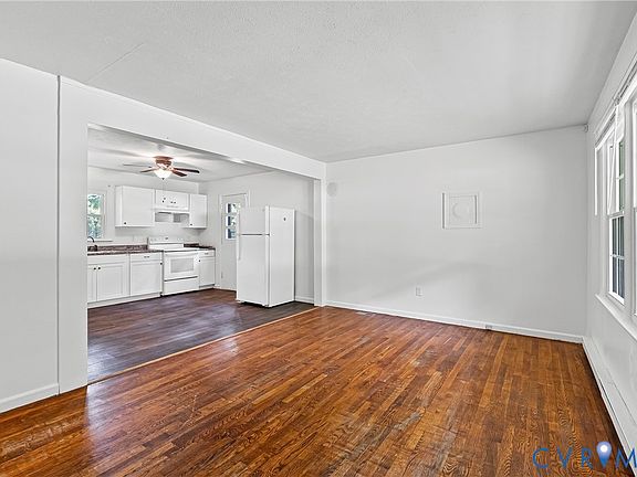 3rd image of 711 Luke St