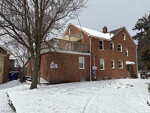 4th image of 12008 Buckingham Ave