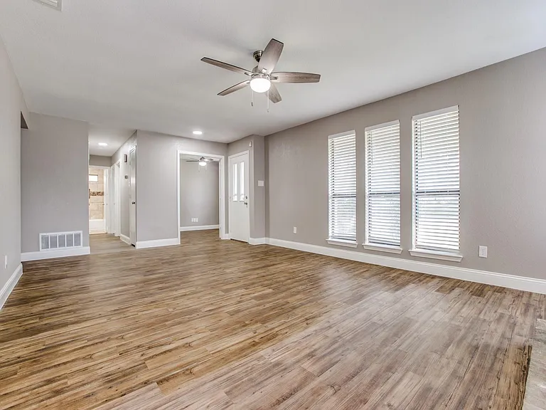 1419 Willow Run Dr — Photo 18