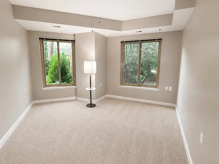 7500 Woodmont Ave #217 — Photo 9