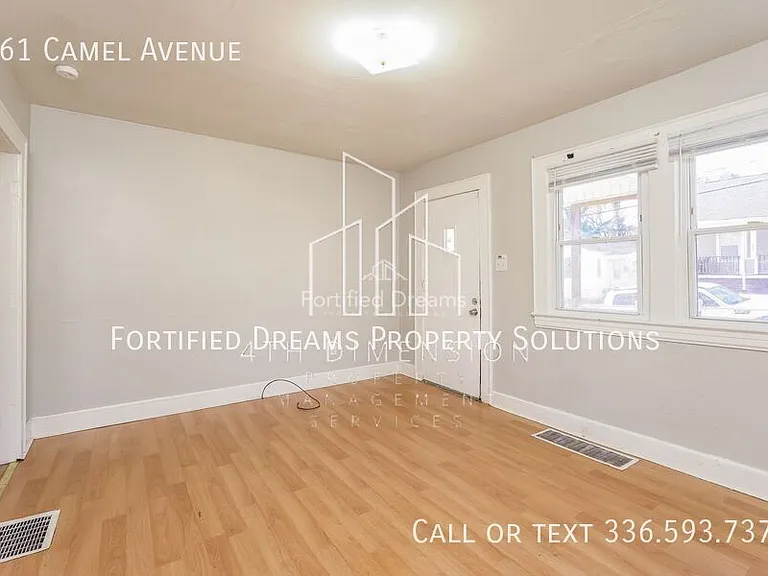 861 Camel Ave — Photo 2