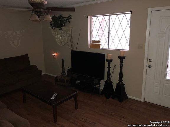 5th image of 312 Lantana Ln