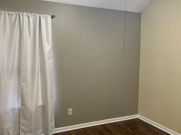 4915 Silent Lk — Photo 9