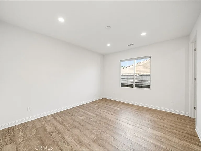 1151 Summit Oak Dr — Photo 50