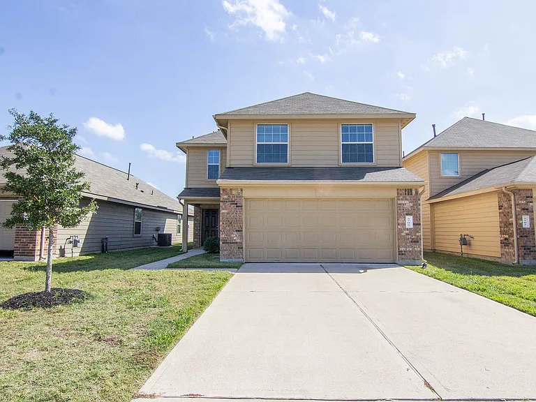 5706 S Brenwood Dr — Photo 1