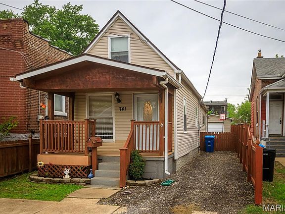 2nd image of 741 Regina Ave