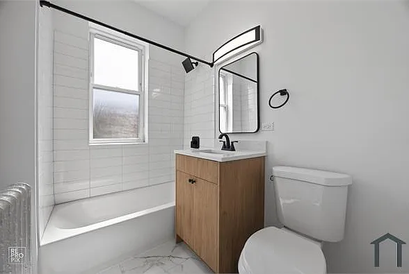 6511 N Leavitt St #3 — Photo 12