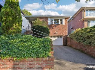 326 3rd Street, Palisades Park, NJ 07650