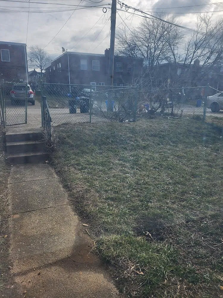 7717 Langdon St — Photo 3