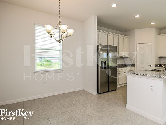 5th image of 1136 Spokane Point